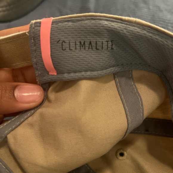 VINTAGE CAPS - Picture 3 of 4